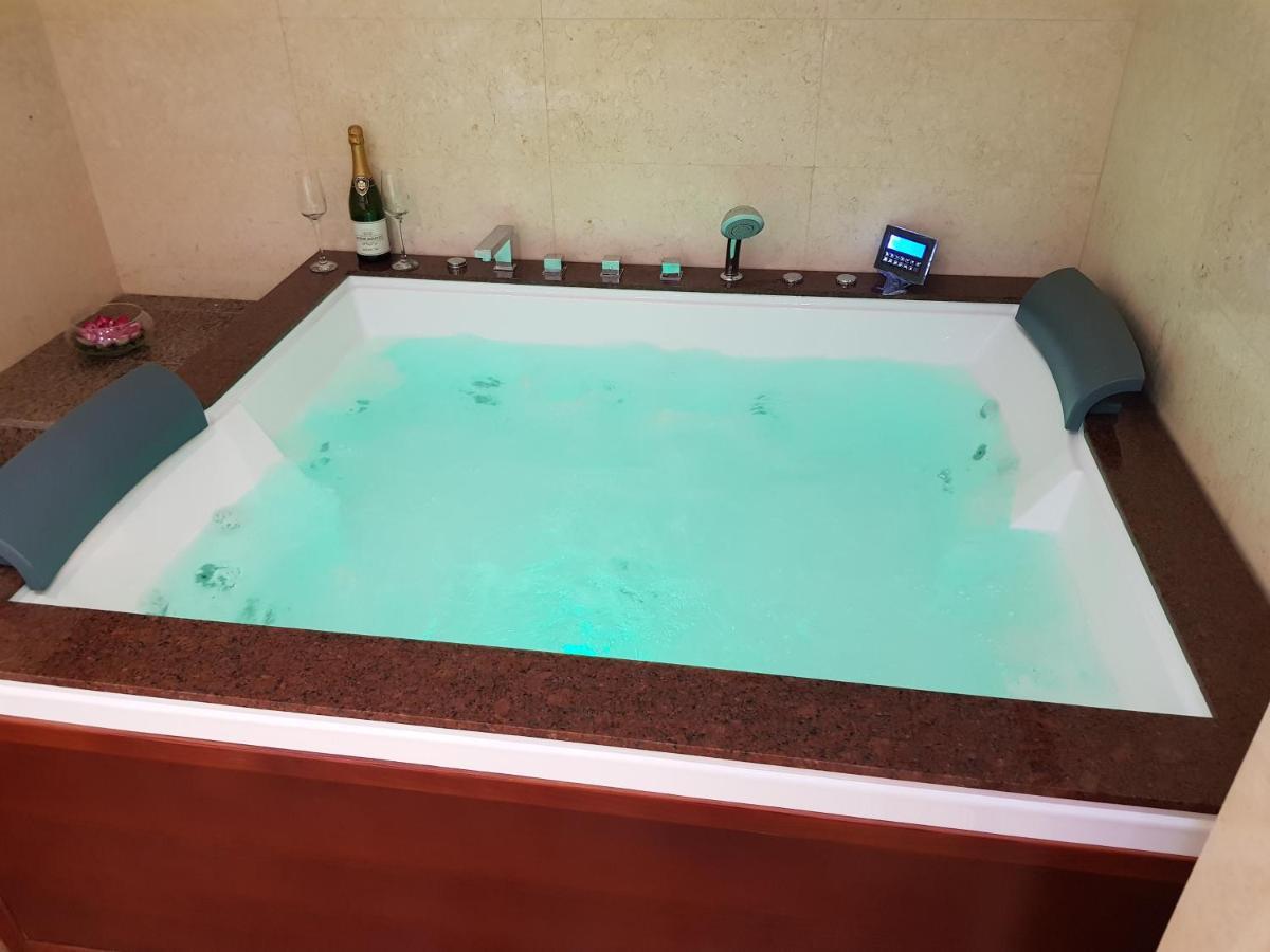 Mega Mall Monza Super Spa Bucarest Extérieur photo